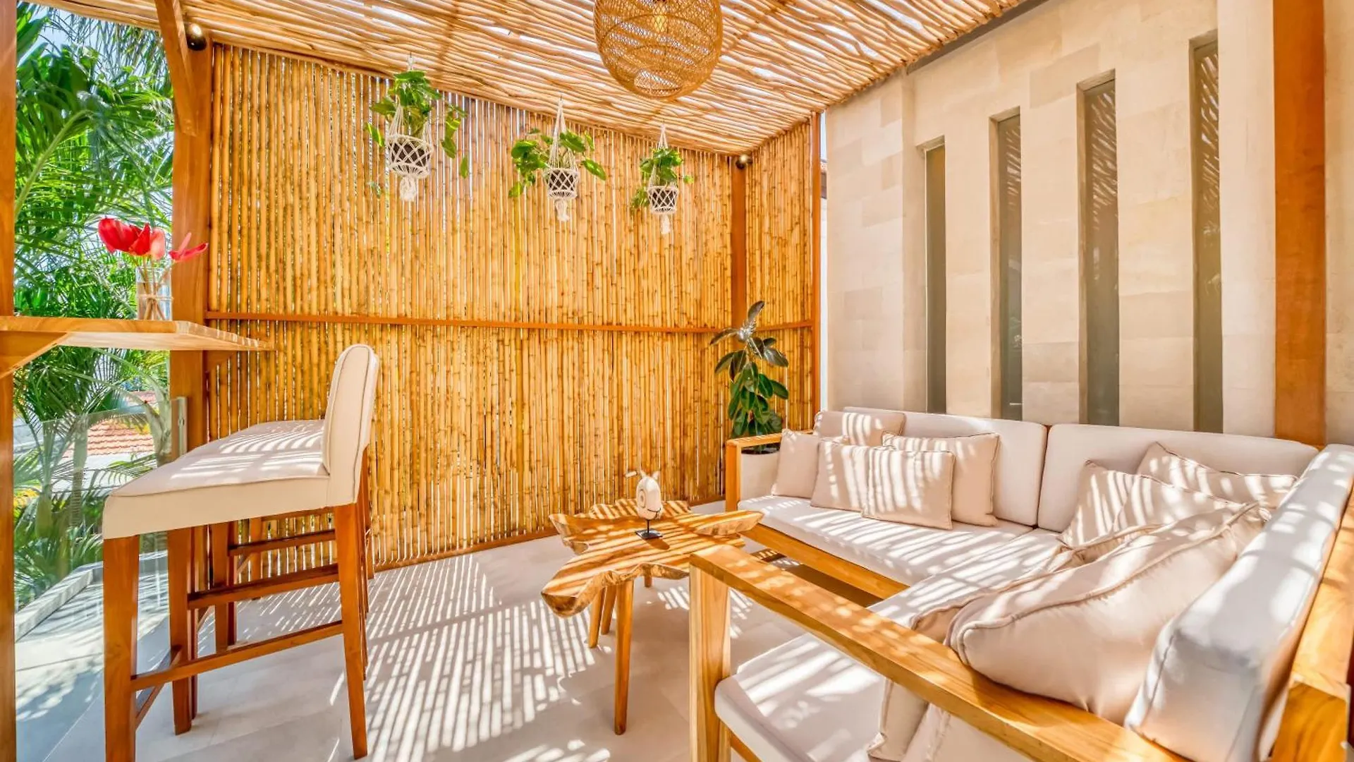Villa Chicago Brand New 7 Bdr Private Pool Seminyak   Seminyak (Bali)