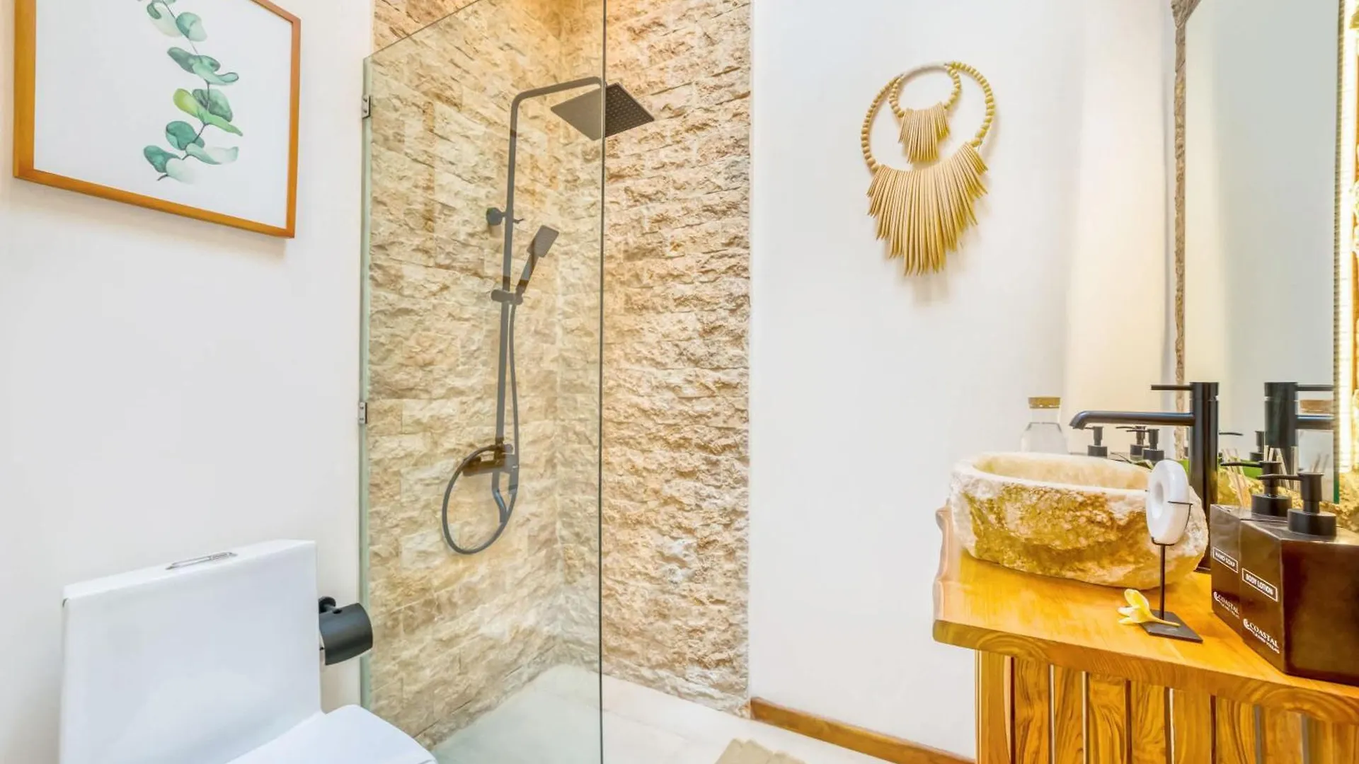 Villa Chicago Brand New 7 Bdr Private Pool Seminyak
