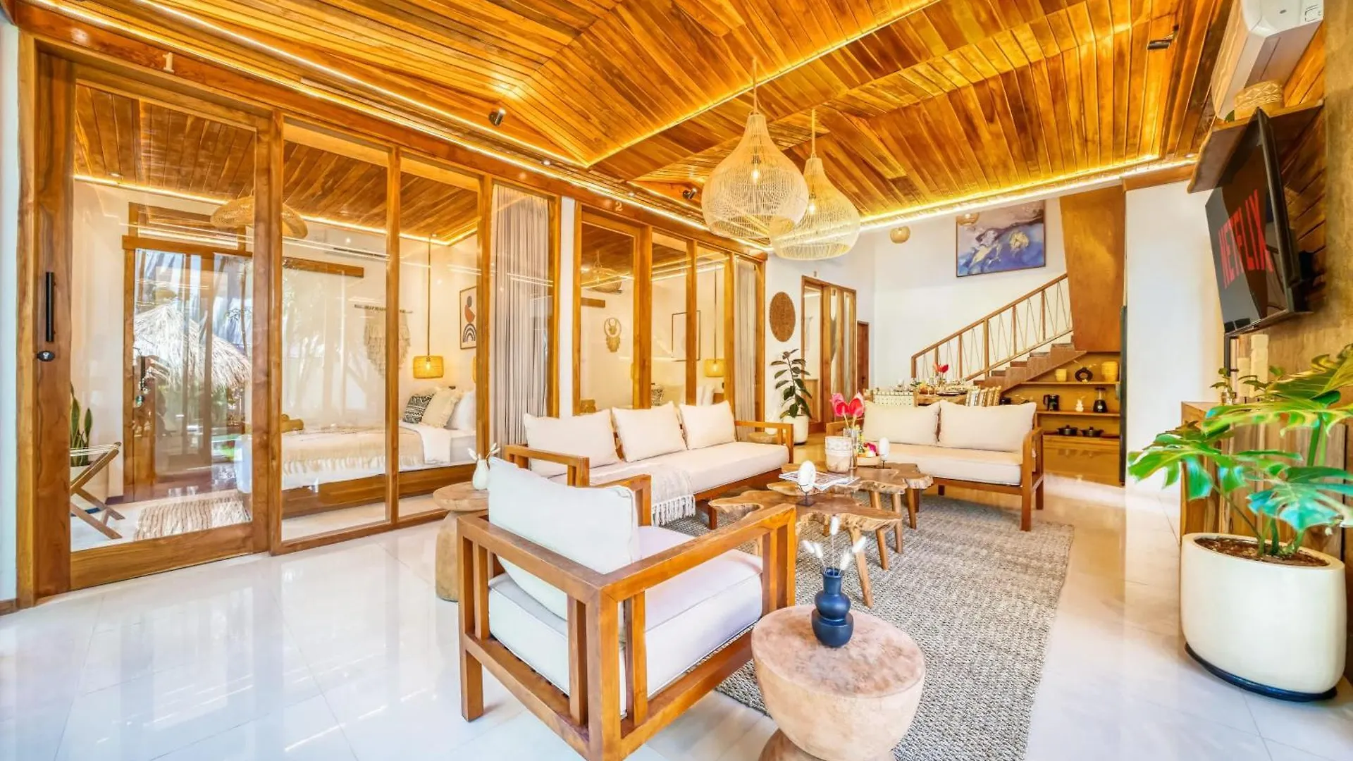 Villa Chicago Brand New 7 Bdr Private Pool Seminyak