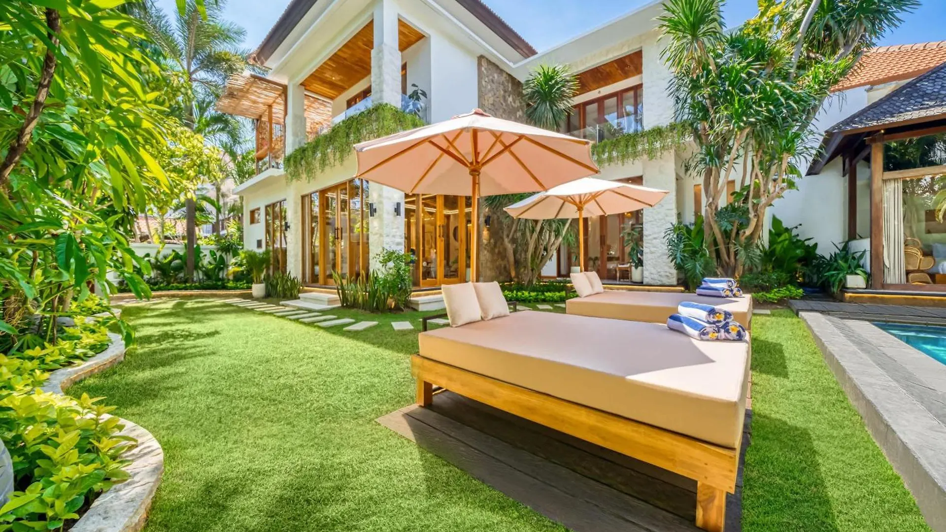 Villa Chicago Brand New 7 Bdr Private Pool Seminyak  Indonesia